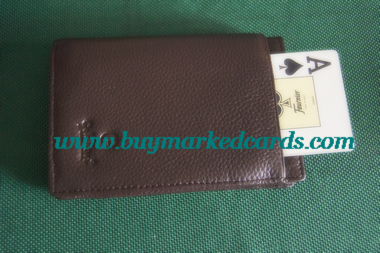 purse for exchanging cards